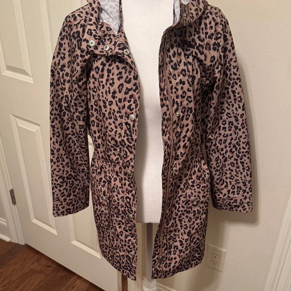 J. Crew Tan Leopard Print Rain Coat NWOT - Picture 1 of 4